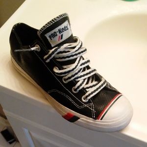 Pro-Keds Leather tennis shoes
